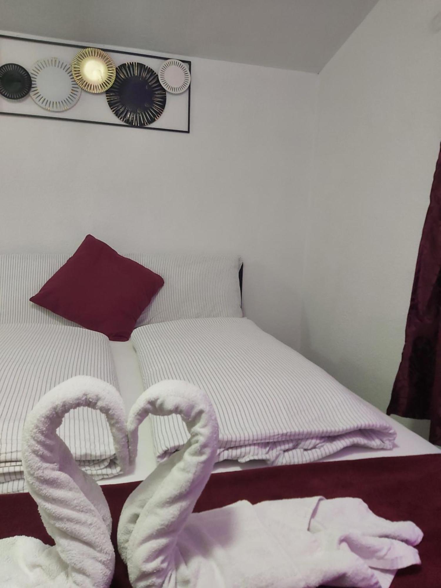 Panda Rooms Maribor Exterior foto