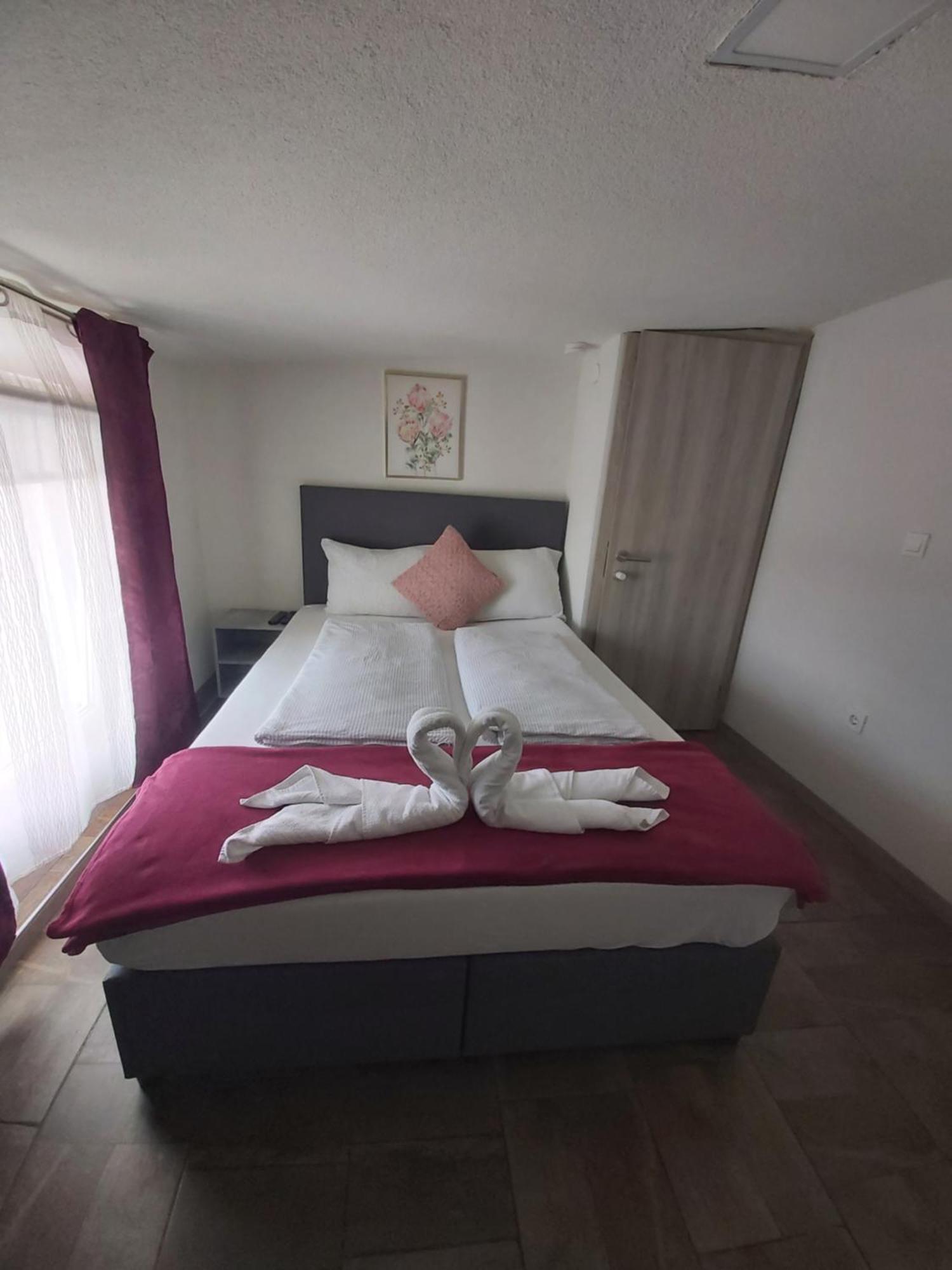 Panda Rooms Maribor Exterior foto